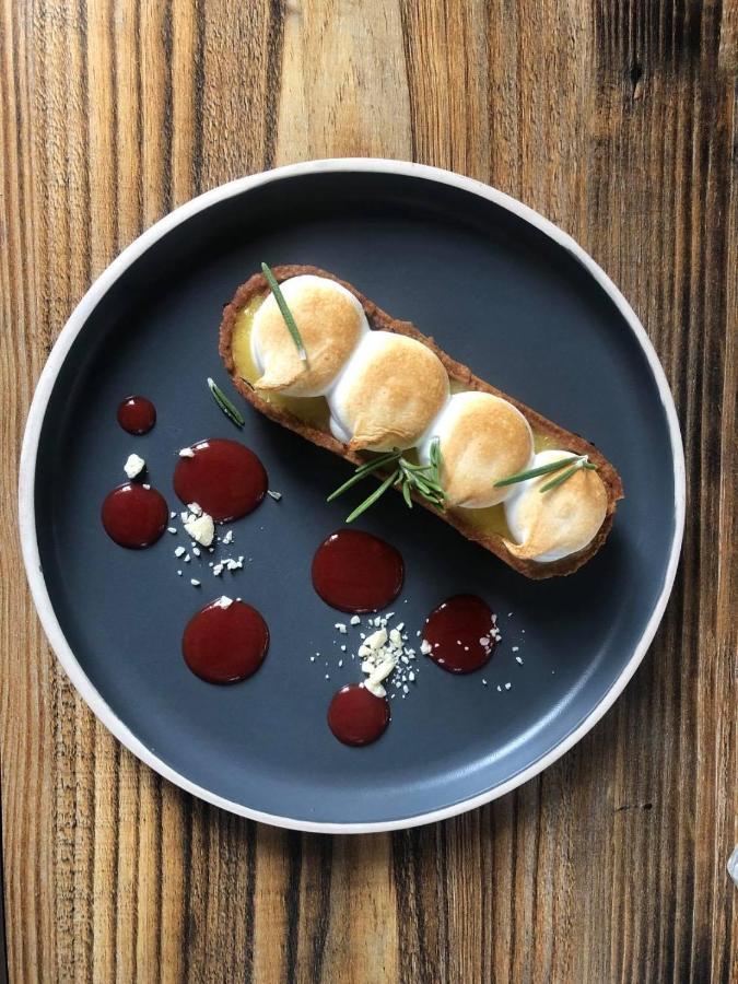 Hotel Restaurant Le Saint Gillois 외부 사진