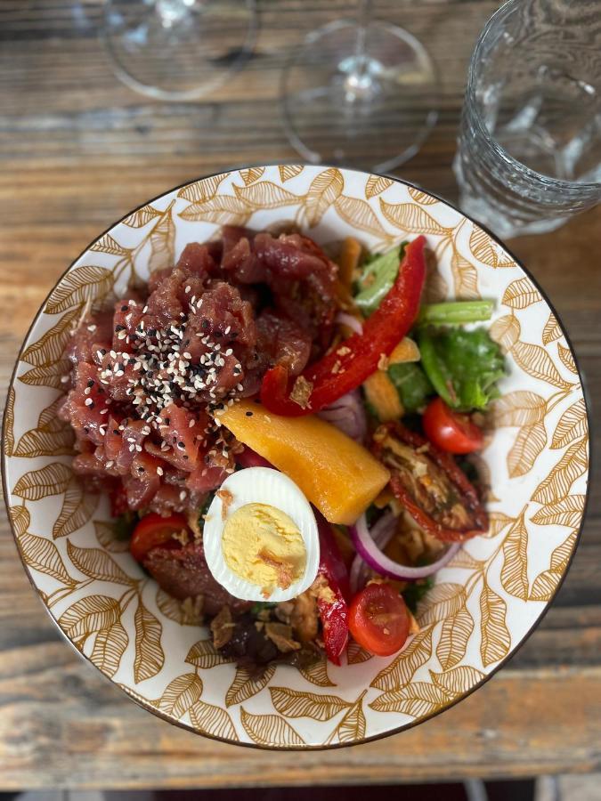 Hotel Restaurant Le Saint Gillois 외부 사진